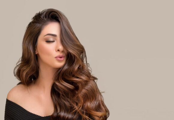 Soins capillaires : découvrez les astuces pour un volume et une texture inégalés
